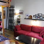 Studio Montorgueil St Sauveur